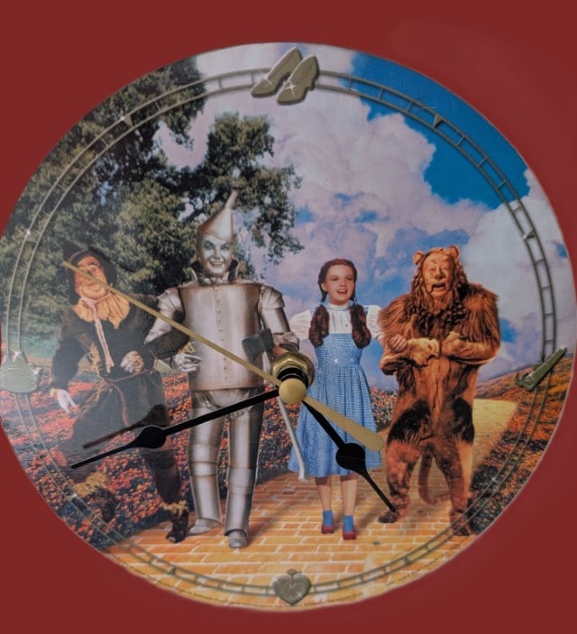 Wizard of Oz Decoupage 7" Wood Wall Clock (1 of 1)
