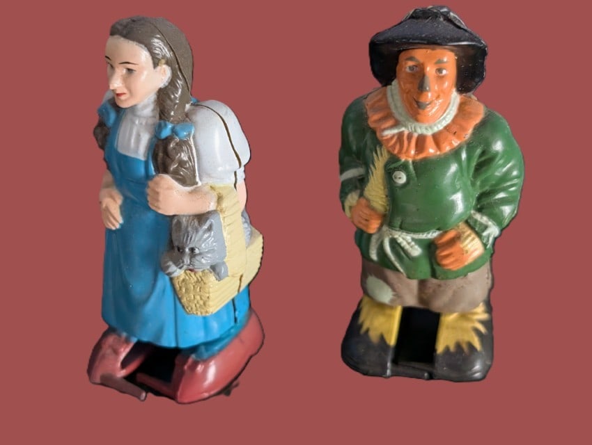 1988 MGM Turner Wind Up Walker Action Figures (1 of 2)