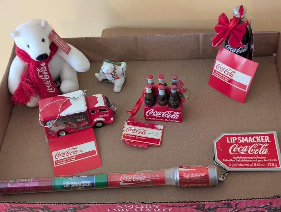 Box Lot of Misc Coca Cola Ornaments (1 of 6)