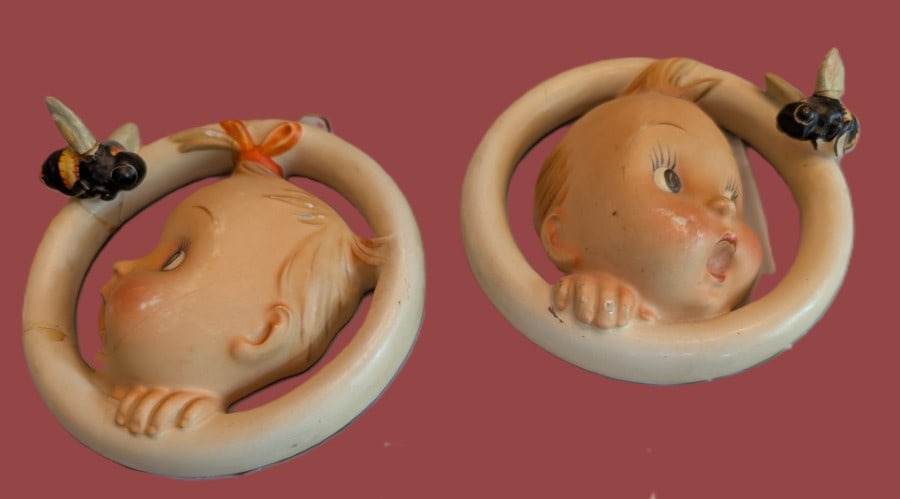 Pair of Goebel Hummel Bi Ba Bee Ring Wall Plaques (1 of 1)