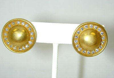 KIESELSTEIN CORD 18K Yellow Gold Diamond Earrings: KIESELSTEIN CORD 18K Yellow Gold Diamond Earrings, the total weight is 28.7g. the diamonds weight is 1.08cts G color VS clarity, the width is 1 inch, there is the Kieselstein Cord stamp and the 18K lo