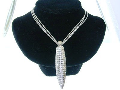 18k White Gold Two-Colored Diamond Necklace: 18K White Gold Two-colored Diamond Necklace. The total weight of Necklace is 24.25 grams.Total diamond weight are 2 cts, approximately G color, VS clarity.Total Champaign diamond weight is 70 pts,appr