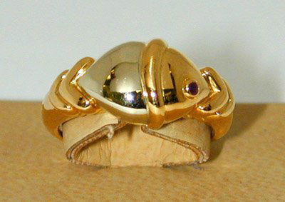 Bvlgari 18K Yellow Gold Ruby Ring: Bvlgari 18K Yellow Gold Ruby Ring , the total weight is 7.6g. the ruby weight is 0.01ct, there is the Bvlgari stamp and the 18K logo on the ring and this is the 100% authentic Bvlgari ring.