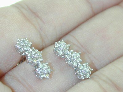 14k White Gold Diamond Earrings