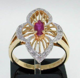 14K 2-Tone Gold Ruby & Diamond Ring!!!
