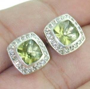 David Yurman Silver Diamond Peridot Earrings: This is David Yurman Silver Diamond Peridot Earrings! Earring's Weight: 4.1 grams. The Total weight of diamonds is 0.4 ct. approximately and H color VS clarity. The size of the each Peridot is 7x7mm. 