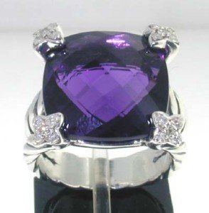 David Yurman Silver Amethyst & Diamond Ring.: This is a Wonderful David Yurman Silver Amethyst & Diamond Ring. The total ring's weight is 10.4 grams. The total weight of the diamond is 0.25 cts approximately, H color VS clarity. The size of the A