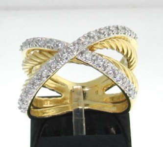 David Yurman 18K Yellow Gold Diamond Ring: This is a Wonderful David Yurman 18k Yellow Gold Diamond Ring, The total ring's weight is 10.5 grams. The total weight of diamond is 0.54cts. approximately , H color VS clarity. The size of the ring i