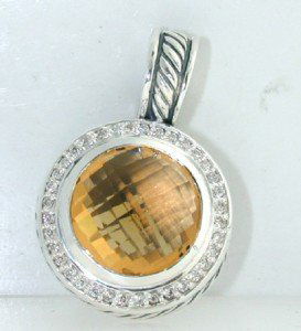David Yurman Citrine & Diamond Pendant: David Yurman Citrine & Diamond Pendant. The total Pendant's weight is 11.3 grams. The total weight of diamonds is 1.36 cts. approximately I and SI clarity. The size of the Citrine is 15 mm in diameter