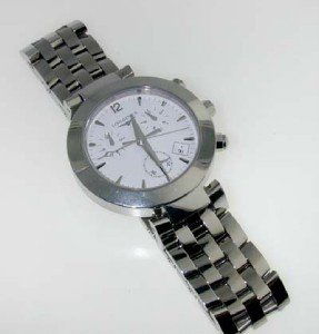 Longines Stainless Steel Wrist Watch.: Brand New Longines Stainless Steel Wrist Watch. Watch's Weight : 122.3 grams. The length of watch: 6.5" Swiss made