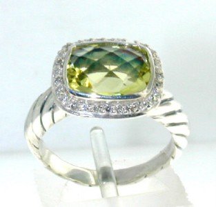 David Yurman Silver Prasiolite Diamond Ring: David Yurman Silver Prasiolite Diamond Ring The total ring's weight is 5 grams. The total weight of the diamond is 0.24 cts approximately, I color SI clarity. The size of the Prasiolite is 10 x 8 mm. 