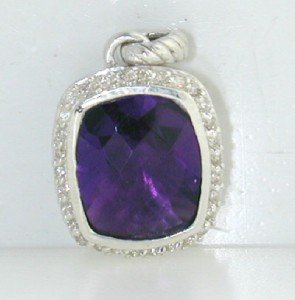 David Yurman Silver Amethyst & Diamond Pendant: David Yurman Silver Amethyst & Diamond Pendant. The total Pendant's weight is 4.2 grams. The total weight of diamonds is 0.30 cts. approximately I and SI clarity. The size of the Amethyst is 12 x 9 mm