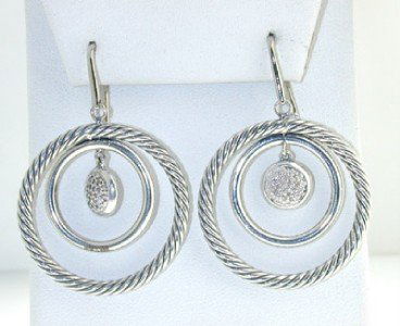 David Yurman Pave Mobile Cable Earrings: David Yurman Pave Mobile Cable Earrings.The total weight of earrings is 13.5 grams.The size of the pendant is 33x30 mm, Thickness is 2 mm.