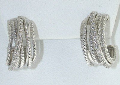 David Yurman Silver, Diamond Earrings: This is David Yurman Silver, Diamond Earrings Earring's weight : 14 grams. The weight of Diamond: 0.51 cts. I color, SI clarity The measurements of the earrings is 21x 10 mm