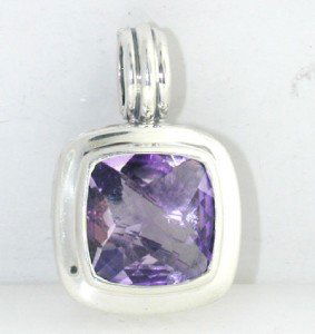 David Yurman Silver, Amethyst Pendant!!!: David Yurman Silver, Amethyst Pendant. The total Pendant's weight is 11.5 grams. The size of the Amethyst is 9 x 9 mm. The size of the Pendant is 29 x 19 mm, Thickness: 5 mm.
