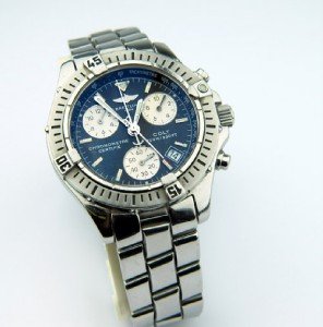 Breitling Chrono Colt II Mens Wristwatch Ref. A733: Breitling Chrono Colt II Mens Wristwatch Ref. A73350. The total watch's weight is 136.2 grams. The measurements of watch head is 35 mm and 9 mm thick. The length of watch: 5". Case Type: Stainless ste