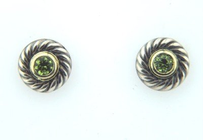 David Yurman Silver, Peridot Earrings!: David Yurman Silver and Peridot Earrings! The total earrings weight is 5.6 grams. The size of the Peridot is 3 mm. The size of earrings are 14 x 10 mm. Thickness is 2 mm.