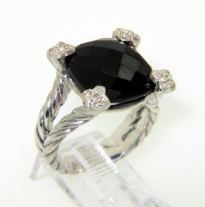 David Yurman Silver, Onyx & Diamond Ring.: David Yurman Silver, Onyx & Diamond Ring. The total ring's weight is 9.4 grams. The total weight of the diamond is 0.25 cts approximately, H color VS clarity. The size of the Onyx is 13 x 13 mm. The s