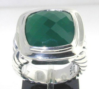 David Yurman Silver green Onyx Ring: David Yurman Silver green Onyx Ring. The total ring's weight is 16.9 grams. The size of the green Onyx is 15 x1 5 mm. The size of the ring is 5.75. The measurement of the face of the ring is 19 x 19 m