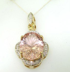 Chimento 18K Yellow Gold Heart Pendant: 14K Yellow Gold Pink Quartz & Diamond Pendant The total pendant weight is 8.3 grams. The total diamond weight is 0.13 cts approxmiately, I color SI clarity. The size of pink quartz is 17 x 12 mm. The