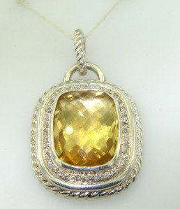 David Yurman Silver, Lemon Citrine & Diamond Penda: David Yurman Silver, Lemon Citrine & Diamond Pendant The total weight of Pendant is 16.1 grams Size of Lemon Citrine: 18 x 13 mm Total weight of diamond: 0.5 cts, I color, SI-2 clarity The size of the