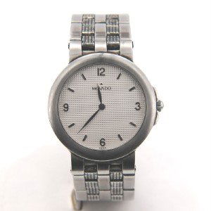 Movado Stainless Steel Watch.: Movado Stainless Steel Watch.The total watch's weight is 98.9 grams.The measurements of the watch head is 26 x 33 mm and 4 mm thick.The length of watch: 8". Swiss Made.Water Resistant.Chain is 19 mm w