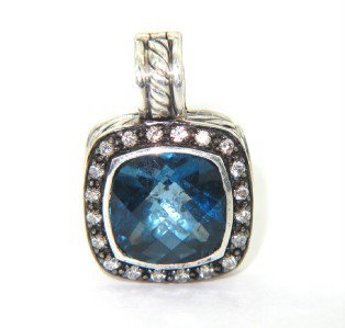 David Yurman Silver Diamond & Blue Topaz Pendant: David Yurman Silver Diamond & Hampton Blue Topaz Moonlight Ice Pendant.The total Pendant's weight is 7 grams.The total weight of diamonds is 0.45 cts. approximately I and SI clarity.The size of the Bl