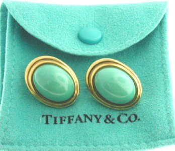 Tiffany & Co.18k Yellow Gold, Chalcedony Earrings: Tiffany & Co.18k Yellow Gold, Chalcedony Earrings The total earrings weight is 13.9 grams. The size of Chalcedony is 14 x 11 mm in diameter. The measurements of earrings 21 x 15 mm in diameter. This i