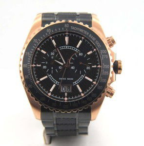 Guess Stainless Steel,Chronograph Men's Watch: Guess Stainless Steel,Chronograph Men's Watch.The total watch's weight is 161.1 grams.The measurements of the watch head is 39 x 39 mm and 12 mm in thick.The length of watch: 9".Chain is 21 mm wide.Wa