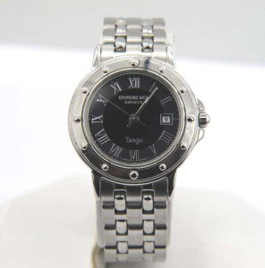 Raymond Weil Stainless Steel Quartz Watch.: Raymond Weil Stainless Steel Quartz Watch.The total watch's weight is 64.1 grams.The measurements of the watch head is 27 mm in diameter and 6 mm thick.The length of watch: 7".Swiss Made.Water Resista