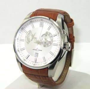 Jacques Lemans Stainless Steel Chronograph Watch: Jacques Lemans Stainless Steel Chronograph Watch.The total weight of watch is 80.5 grams.The measurement of watch head: 42 mm and 10 mm in thickness.Water Resistant.Swiss Made
