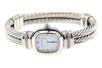 David Yurman 14K Gold , Silver & Diamond Watc: David Yurman 14K Gold, Silver & Diamond Watch.watch's Weight : 61 grams.The total weight of diamond: 0.44 cts. H color VS clarity.The size of watch head: 19 x 18 mm and 7 mm thick.The measurements of 