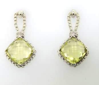David Yurman Silver, Lemon Citrine & Diamond Earr: David Yurman Silver, Lemon Citrine & Diamond Earrings.The total earrings weight is 6.6 grams.The total weight of diamond: 0.16 cts. I color SI clarity.The size of the Lemon citrine is 10 x 10 mm.The s