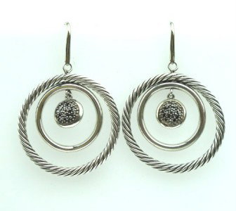 David Yurman Silver, Black Diamond Earrings: David Yurman Silver, Black Diamond Earrings.The total earrings weight is 13.5 grams.The total weight of black diamond: 0.26 cts.The size of earrings: 1.5" long