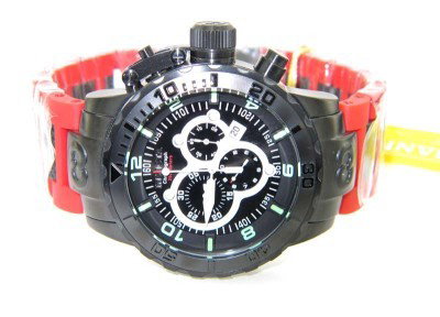 Invicta Stainless Steel / Rubber Chronograph Watch: Invicta Stainless Steel/ Rubber Chronograph DateJust Watch The total watch's weight is 320 grams. The measurements of the watch head is 51 mm in diameter and 14 mm in thick The length of watch: 10" Ch