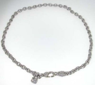 Judith Ripka 18K White Gold, Diamond Necklace.: Judith Ripka 18K White Gold, Diamond Necklace.The total weight of Necklace is 44.8 grams.The total diamond weight is 0.12cts approxmiately, H color VS clarity.The Necklace is 15" long.