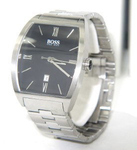 Hugo Boss Stainless Steel Date Just Watch: Hugo Boss Stainless Steel Date Just Watch The total watch's weight is 124.6 grams The measurements of the watch head is 39 x 36 mm in and 8 mm in thick The length of watch: 8" Chain is 20 mm wide W