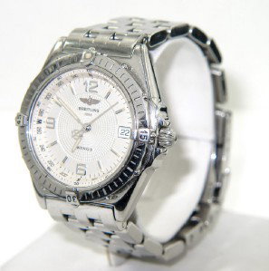 Breitling Stainless Steel DateJust Mens Watch: Breitling Stainless Steel DateJust Mens Watch The total watch's weight is 147 grams. The measurements of watch head is 34 x 34 mm and 11 mm thick. The length of watch: 7.25" swiss made water resistant