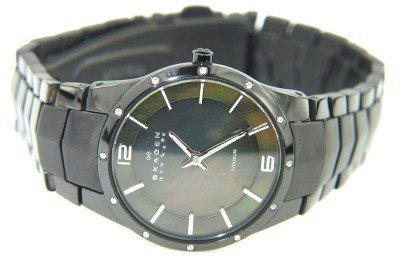 Skagen Denmark Stainless Steel Watch: Skagen Denmark Stainless Steel Watch The total watch's weight is 35.4 grams The measurements of watch head is 27 x 27 mm and 5 mm thick The length of watch: 6" Water Resistant Japan Quartz Mov't Chain