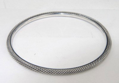 David Yurman Silver Bangle: David Yurman Silver Bangle The total Bangle's weight is 18.6 grams. The measurement of the inside bangle is 65 x 65 mm, Thickness: 3 mm.