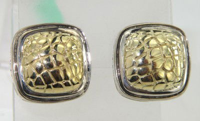 Charles Krypell 18K Gold / Silver Earrings: Charles Krypell 18K Yellow Gold / Silver Earrings The weight of the Earring is 15.3 grams. The measurement of earring: 19 x 19 mm and 6 mm in thickness