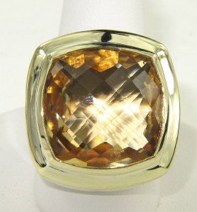 David Yurman Silver/18K Gold Citrine Ring.: David Yurman Silver/18K Yellow Gold Citrine Ring. The total ring's weight is 18.2 grams. The size of the Citrine is 16 x 16 mm. The size of the ring is 6.25 The measurement of the face of the ring is 