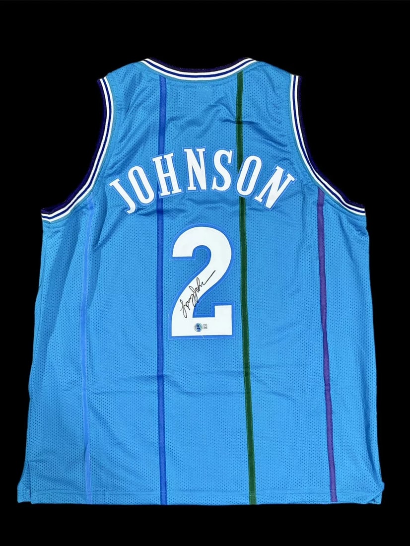 Charlotte Hornets Larry Johnson signed Custom Jersey w/Beckett Cert: You are bidding on a signed: Charlotte Hornets Larry Johnson signed Custom Jersey w/Beckett Cert