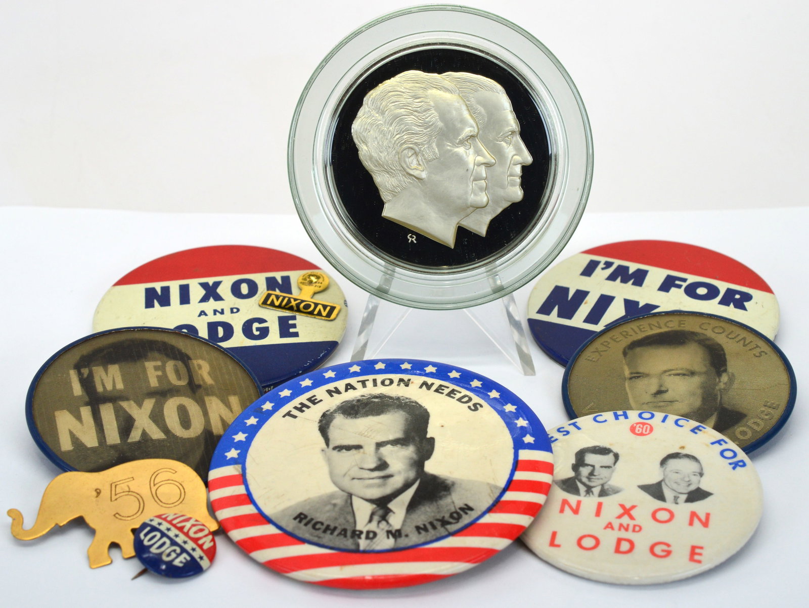 Richard Nixon Spiro Agnew Sterling Silver Inauguration Medal 7.3 Oz w Politcal Memorablilia: Collectible Richard Nixon Spiro Agnew Sterling Silver Inauguration Medal and Campaign Buttons. The medal weighs 133 dwt of 925 silver (7.3 oz). It is a frosted high relief cameo. S/Accompanied by Poli