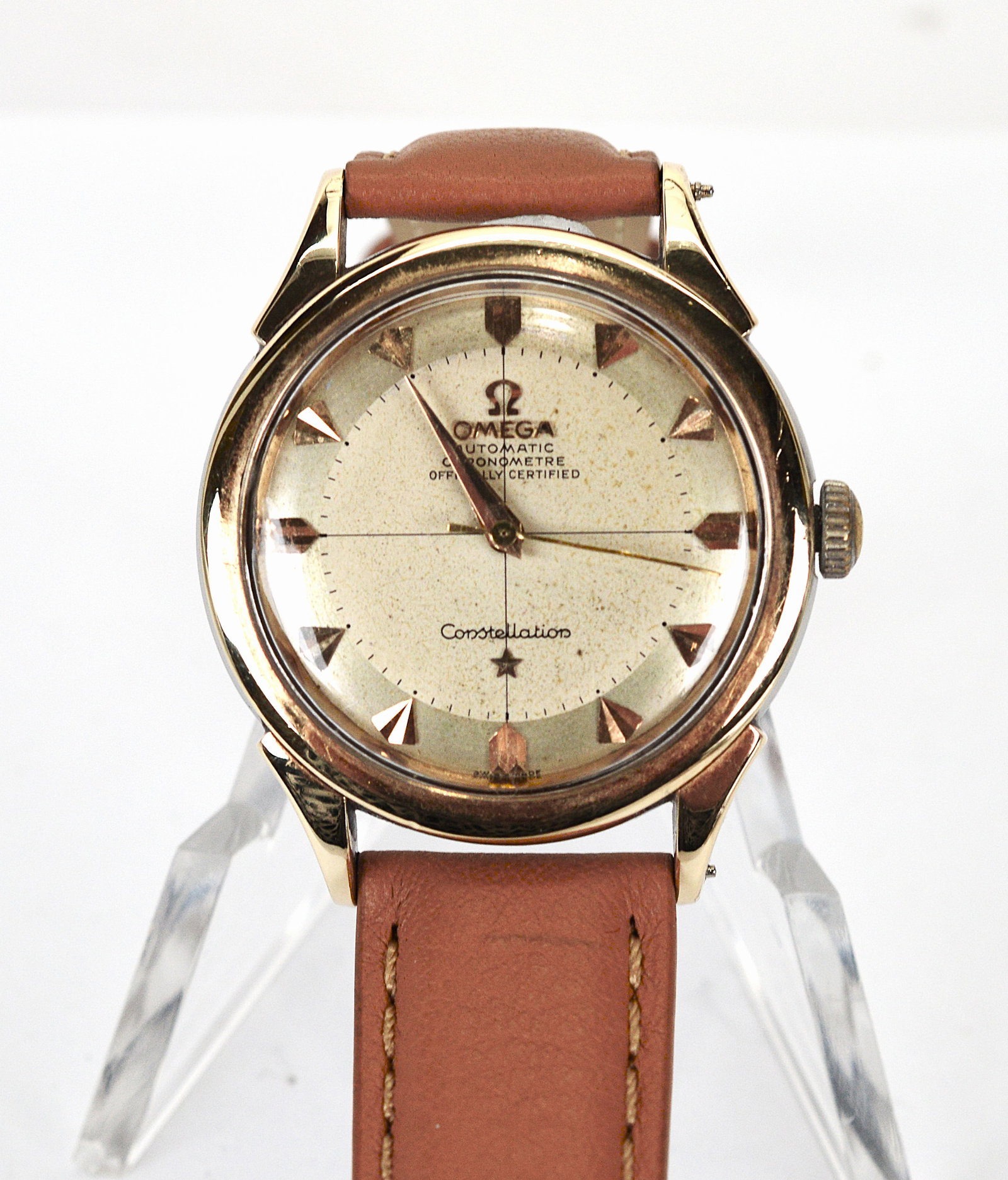 Omega Automatic Wrist Watch Vintage Gold Top 501 Chronometer Constellation: Omega Automatic Men's Wrist Watch Vintage Gold Top 501 Chronometer Constellation 34MM #14858620 officially certified. Made in 1955. Swiss made, 19 jewels, abstract gold tone indices and seconds hand.