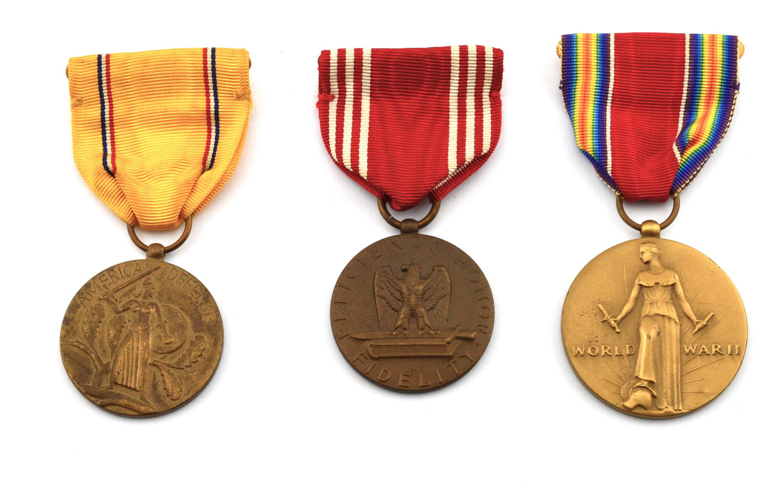 US Government Issue Service Medals WWII - Lot of 3 (1 of 8)
