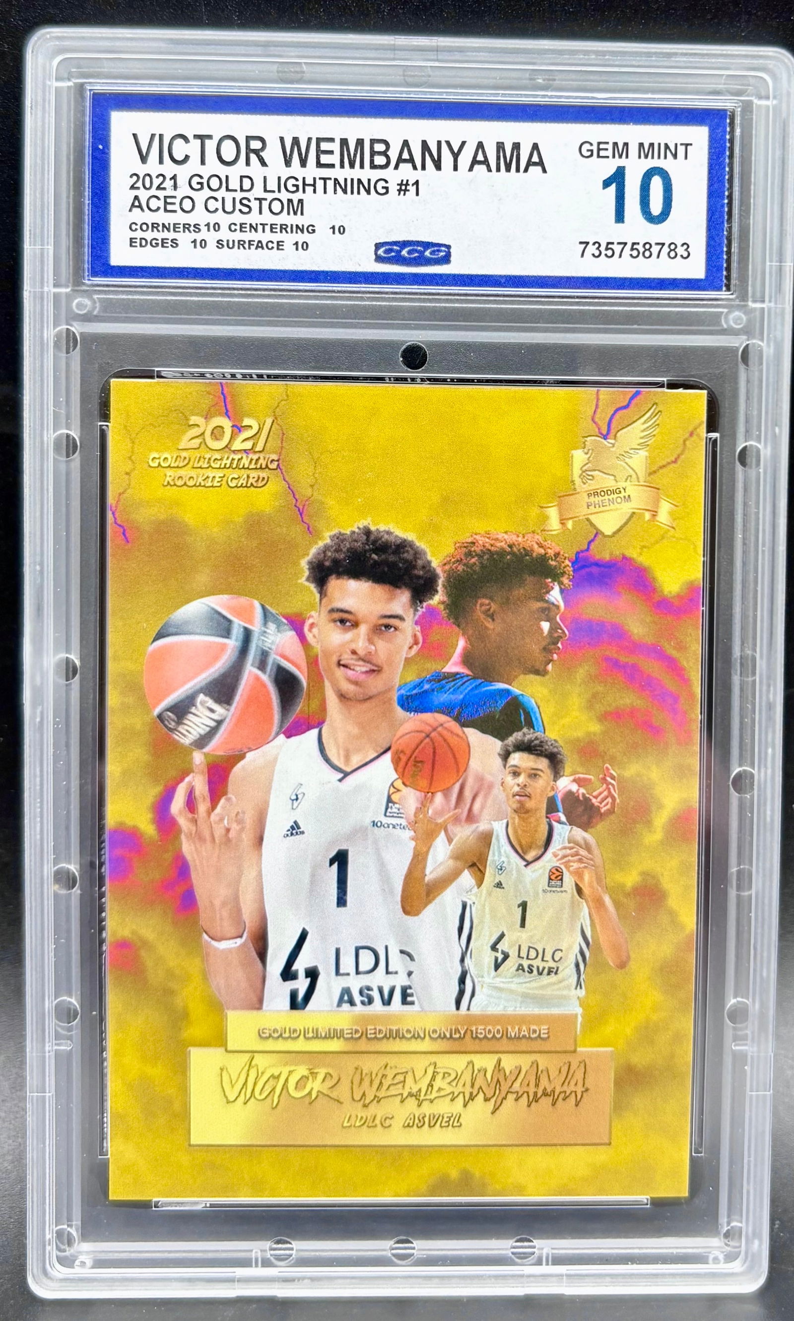 Victor Wembanyama 2021 Gold Lightning Rookie Card (1 of 2)