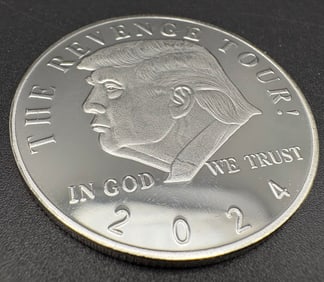 Donald Trump “The Revenge Tour” 2024 Commemorative Coin – In God We Trust