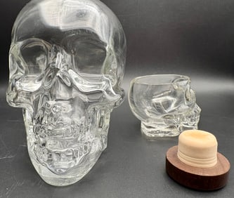 Crystal Head Vodka 750ml Glass Bottle with Skull Glass
