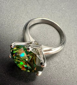 Green Moissanite Ring 5.0ct Round Brilliant Cut Luxury Silver Setting